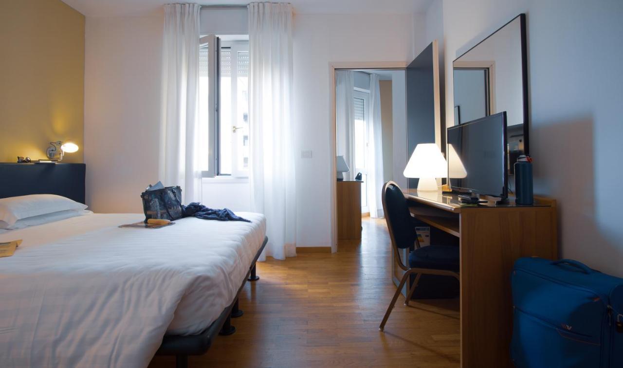 Mistral2 Hotel โอริสตาโน ภายนอก รูปภาพ