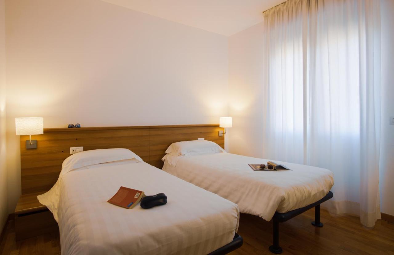 Mistral2 Hotel โอริสตาโน ภายนอก รูปภาพ