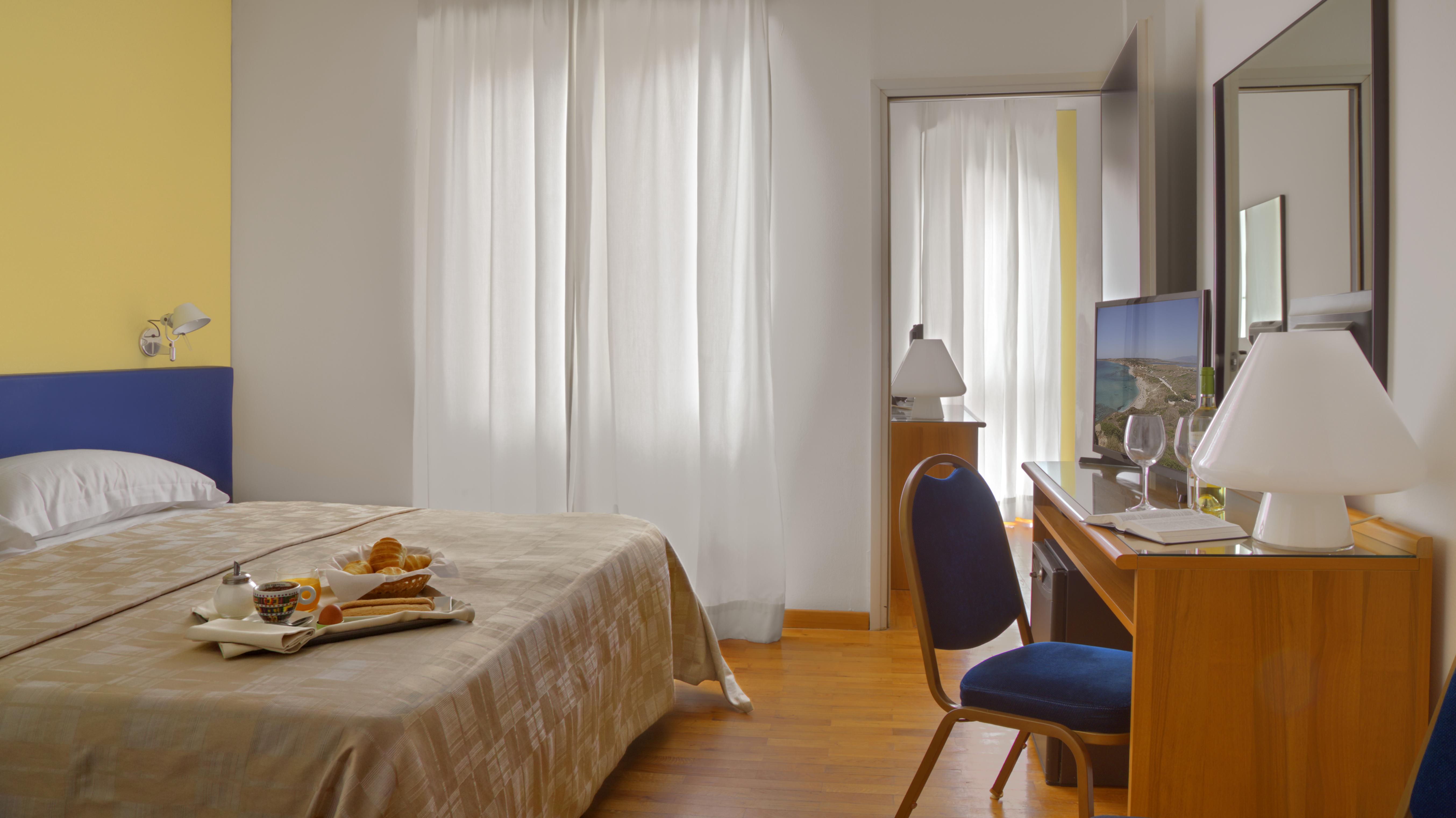 Mistral2 Hotel โอริสตาโน ภายนอก รูปภาพ