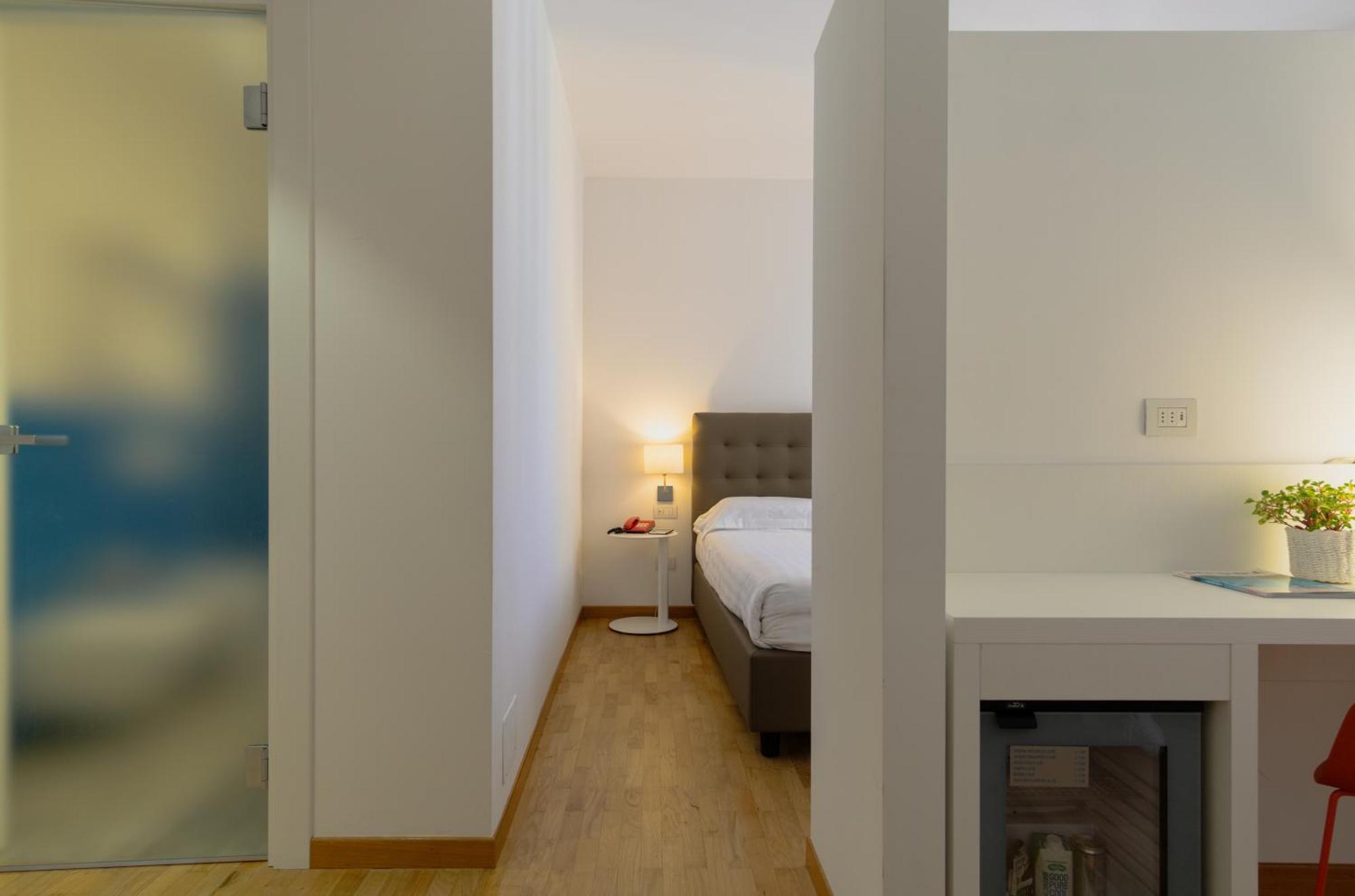 Mistral2 Hotel โอริสตาโน ภายนอก รูปภาพ