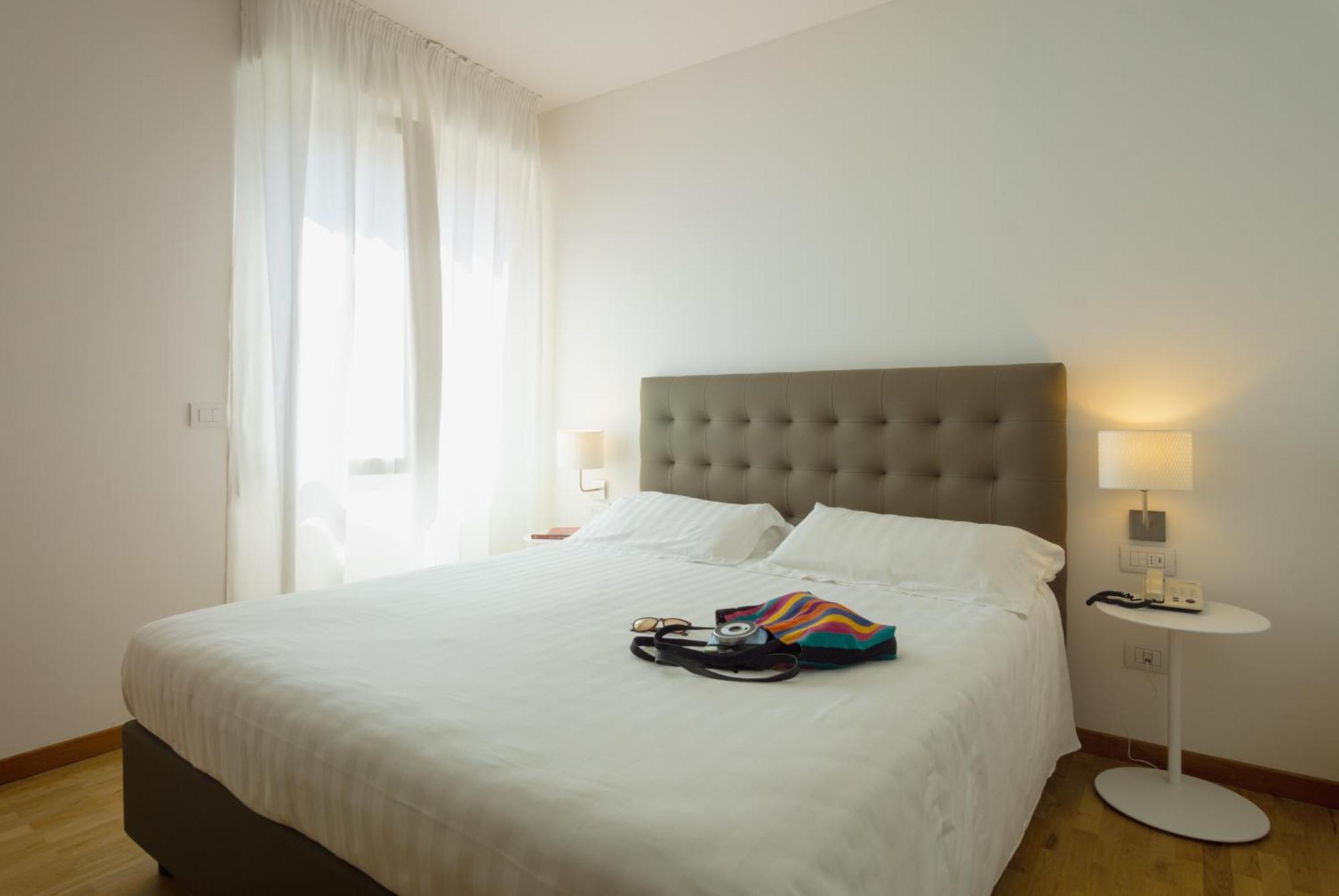 Mistral2 Hotel โอริสตาโน ภายนอก รูปภาพ